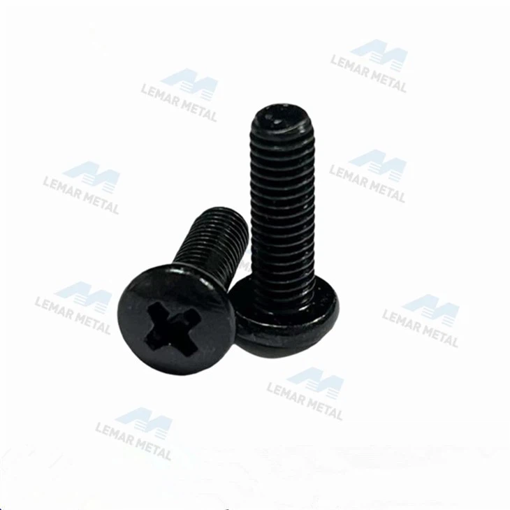 Cross recessed pan head screw