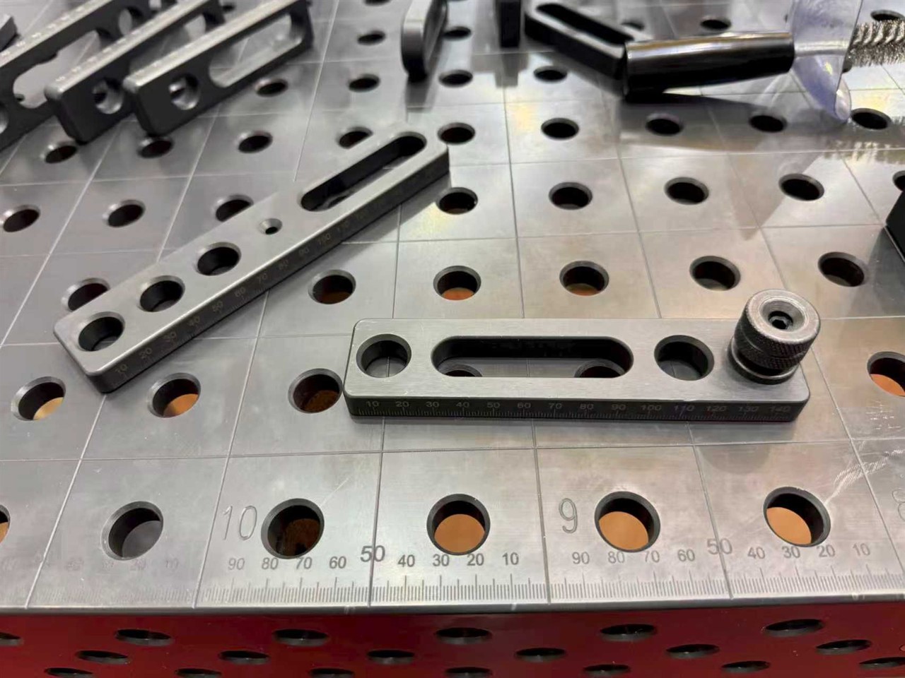 Nitrided 3D welding table Nitrided 3D welding table
