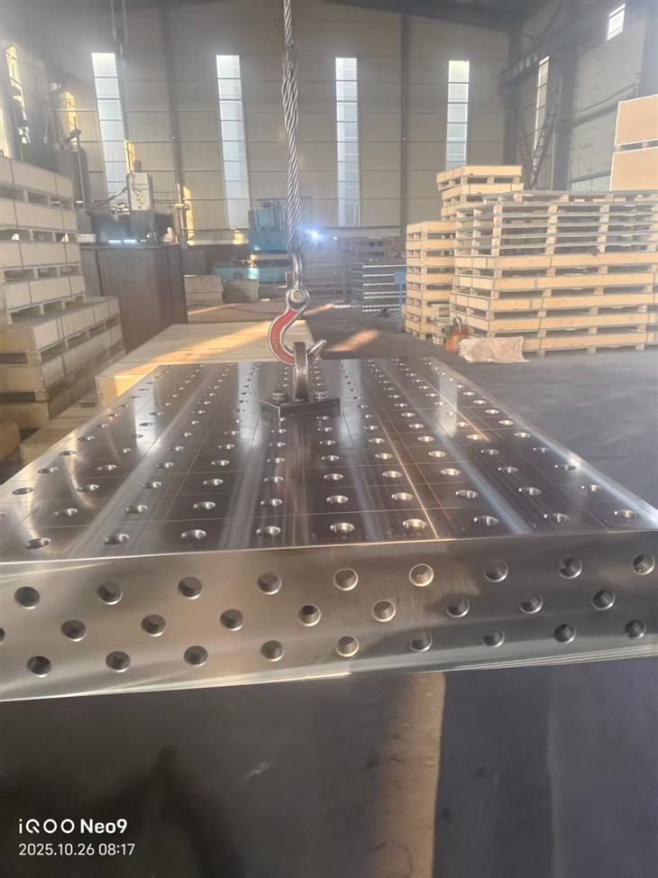 Universal Welding Platform And Multi-hole Tooling Platform suppliers